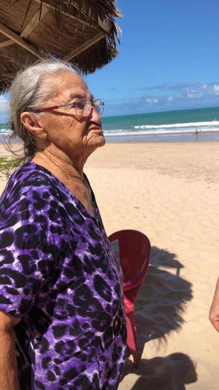 Nazinha Rosa de Araújo